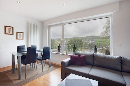 TV, stereo. Apartment "Keil" with Mountain View, Private Terrace & Wi-Fi