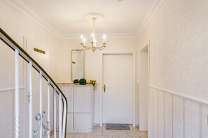 Interior - Apartment 'Mein Nordseeglück Mit Strandkorb' with Shared Terrace and Wi-Fi (Wangerland)