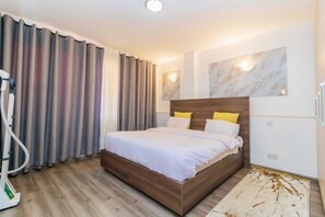 2 bedrooms, iron/ironing board, WiFi, bed sheets - Kai Heights Apartments,  Quite place to rest and relax  (Nairobi)
