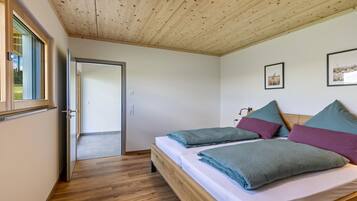 2 quartos, Wi-Fi de cortesia, roupa de cama