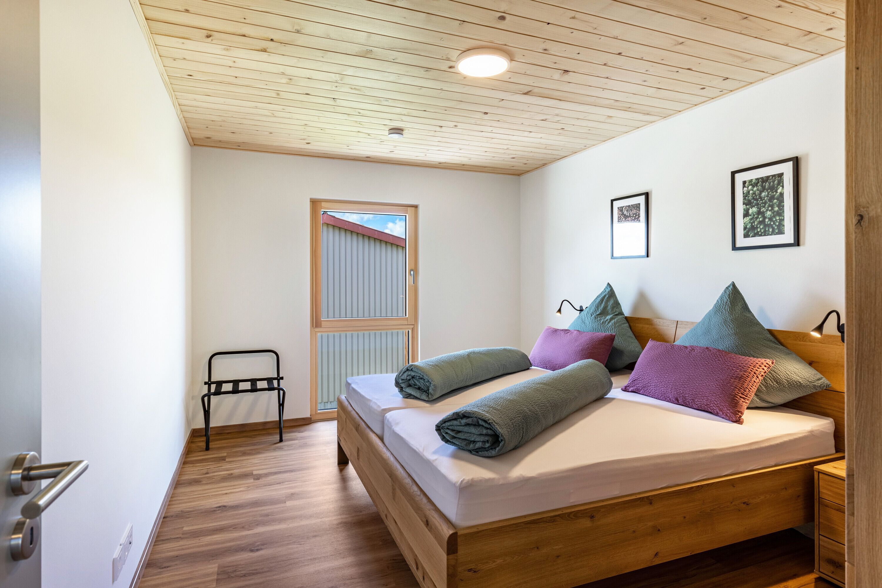 2 makuuhuonetta, ilmainen Wi-Fi, vuodevaatteet