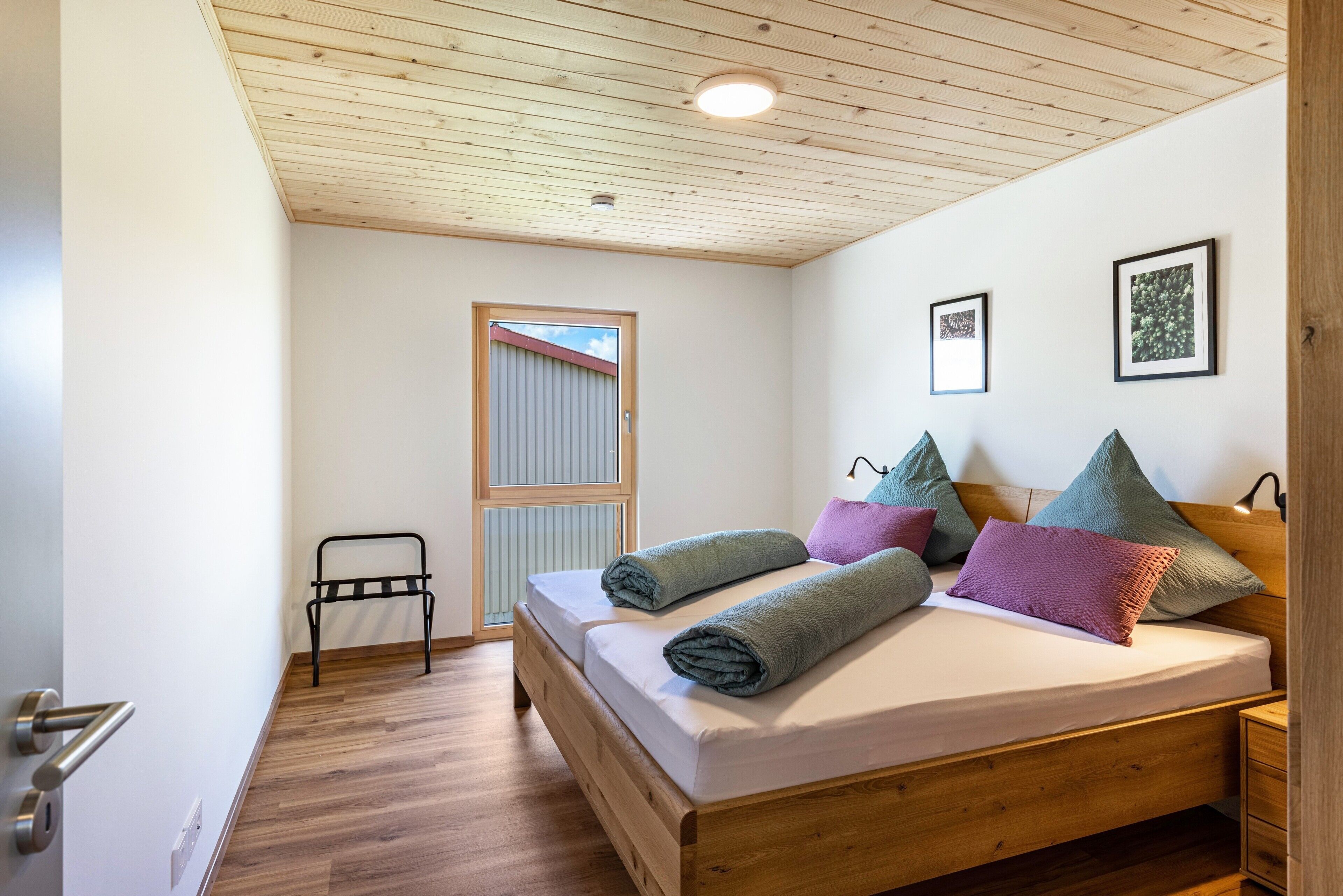 2 quartos, Wi-Fi de cortesia, roupa de cama