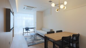 Superior-Suite, Stadtblick | Wohnbereich