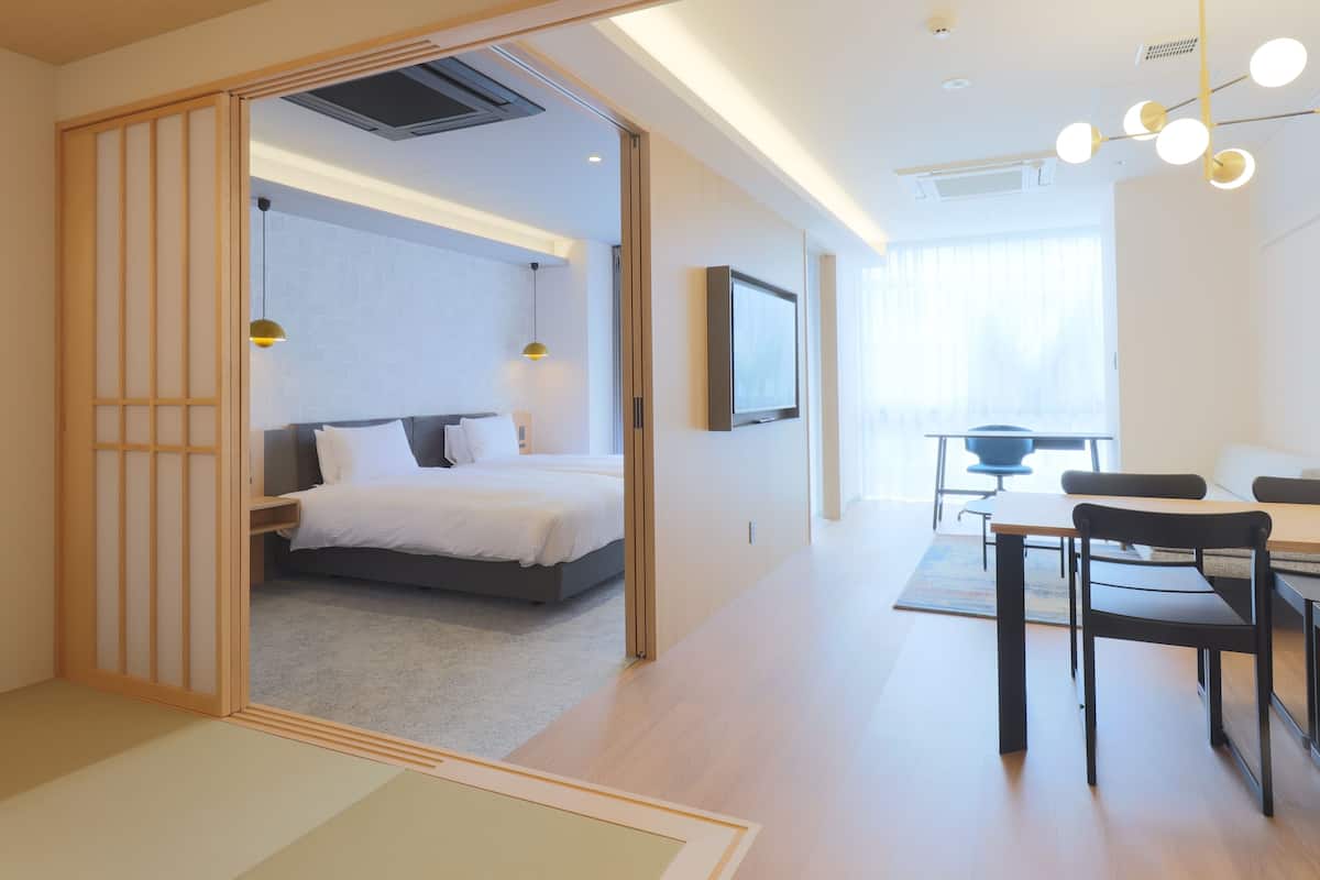 Superior Suite, City View | 2 bilik tidur, peralatan tempat tidur premium, gebar bulu kapas