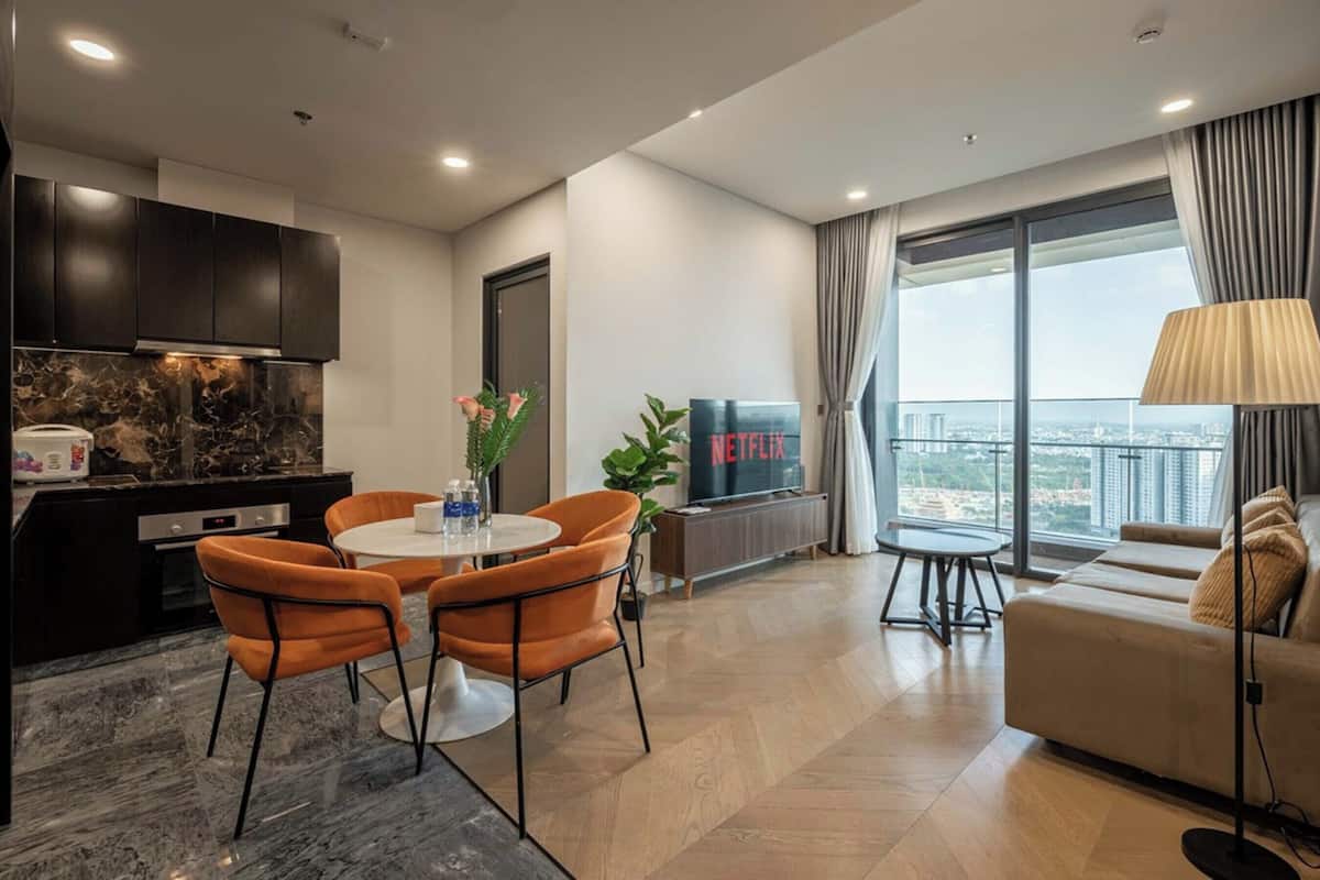 Deluxe Apartment, 2 Bedrooms, Balcony, City View | Living area | Smart TV, Netflix, pay films, streaming services