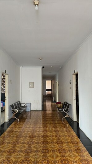 Exterior - Omah Manahan (Surakarta)