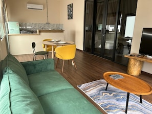 Basic House | Living area | 43-inch flat-screen TV with cable channels - Garden Home Ipoh (Ipoh)