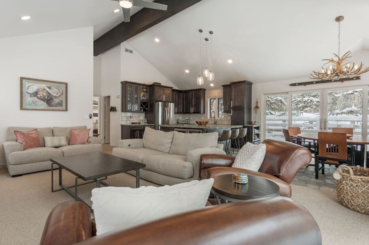 Pet Friendly - Amenity Rich East Vail Home!