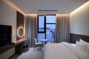 Superior King Room | Vistas a la ciudad