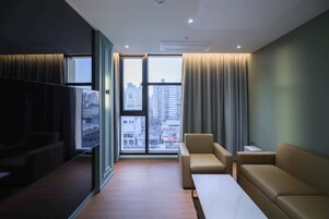 Premier Suite Twin Room | Vistas a la ciudad