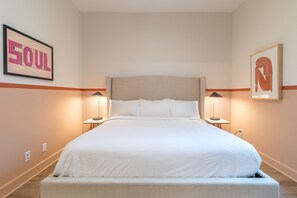 8 bedrooms, iron/ironing board, free WiFi, bed sheets