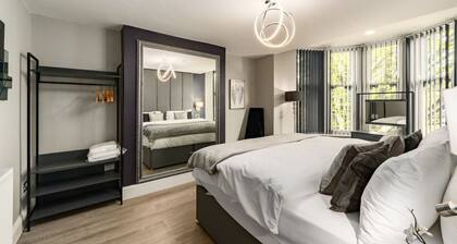 Ty Ayla Premier Apartments - 2 Bedroom Loft