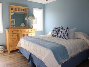 4 室のベッドルーム、アイロン / アイロン台、インターネット