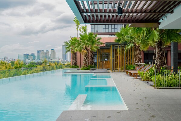 Pool - The Galleria Residence-ANGIA Hospitality (Ho Chi Minh City)
