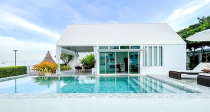 One Villa Samaesarn