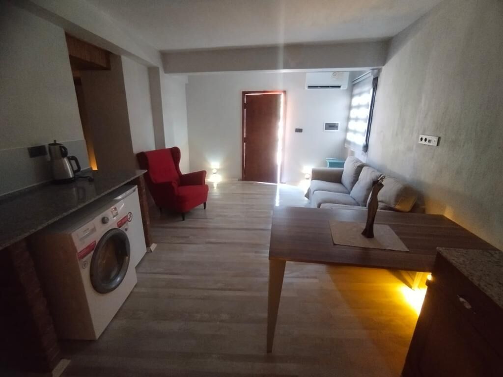基础套房 | 私  人厨房 | 迷你冰箱、炉灶、厨具/餐具