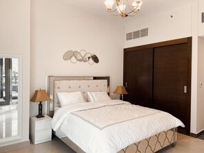 2 bedrooms, iron/ironing board, free WiFi, bed sheets - SPARKLE TOWER 2 (Dubai)