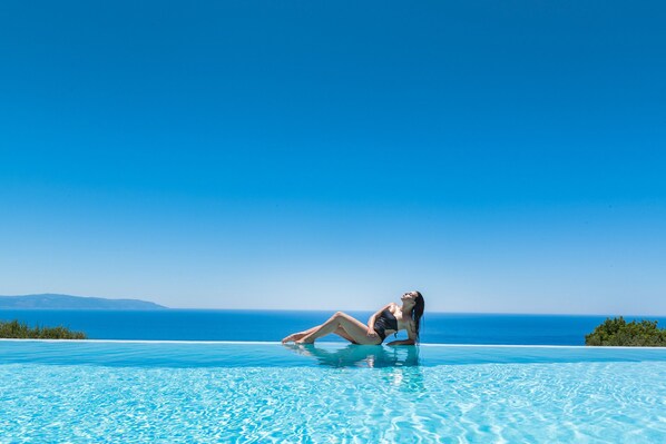 Pool - Blue Horizon Villa with Private Pool & Panoramic Sea View (Kefalonia)