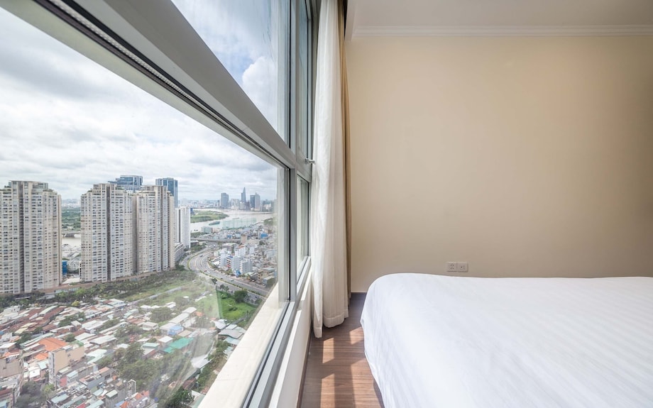 Vinhomes Riverside - Image 4