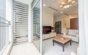 Deluxe-lejlighed - 3 soveværelser - balkon - byudsigt | Egyptiske bomuldslagner, premium-sengetøj, dundyner