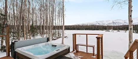 Tina de hidromasaje al aire libre