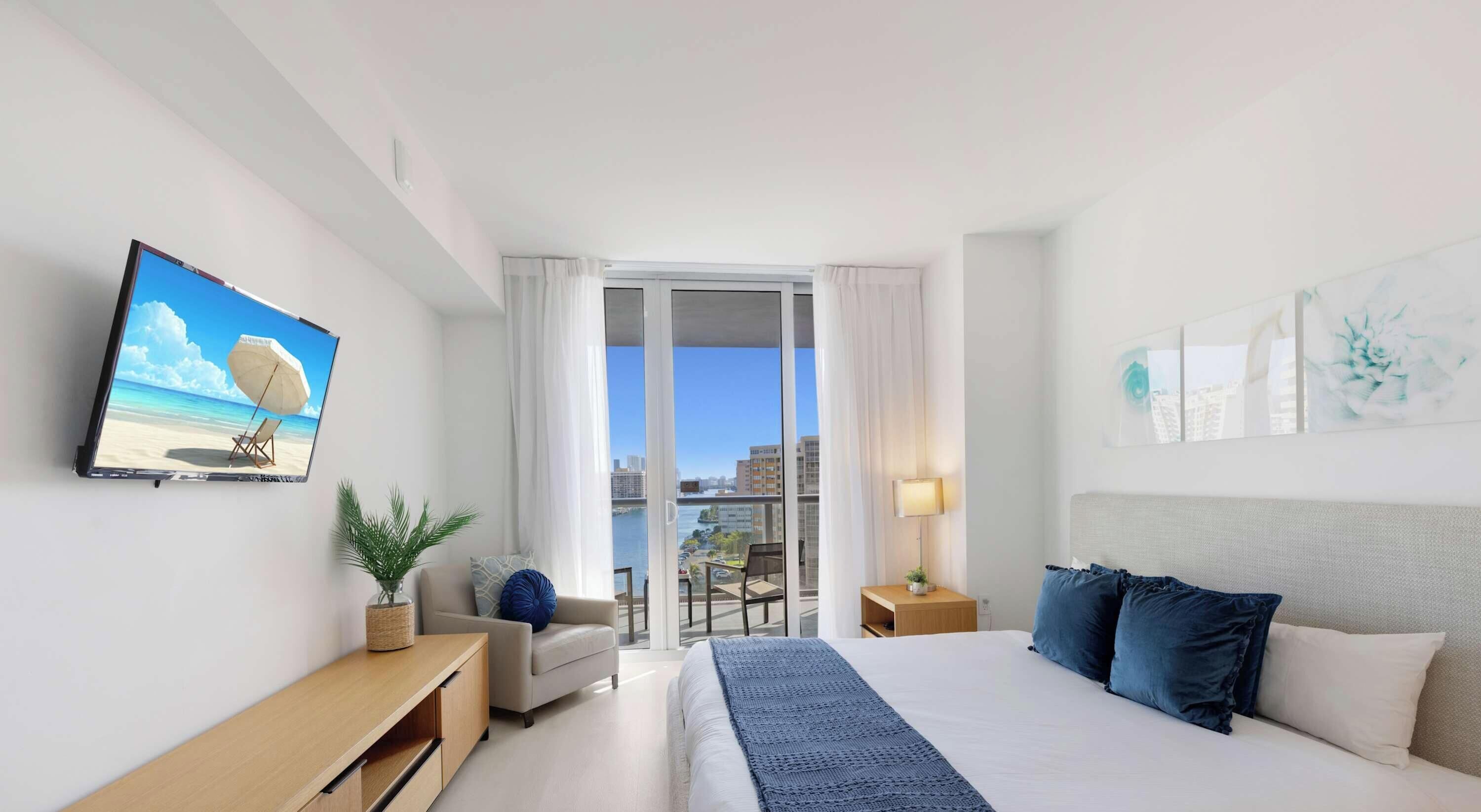 1 Schlafzimmer, Schreibtisch, Bügeleisen/Bügelbrett, Reisekinderbett