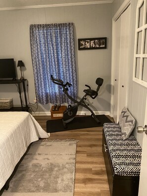3 bedrooms, iron/ironing board, travel cot, WiFi