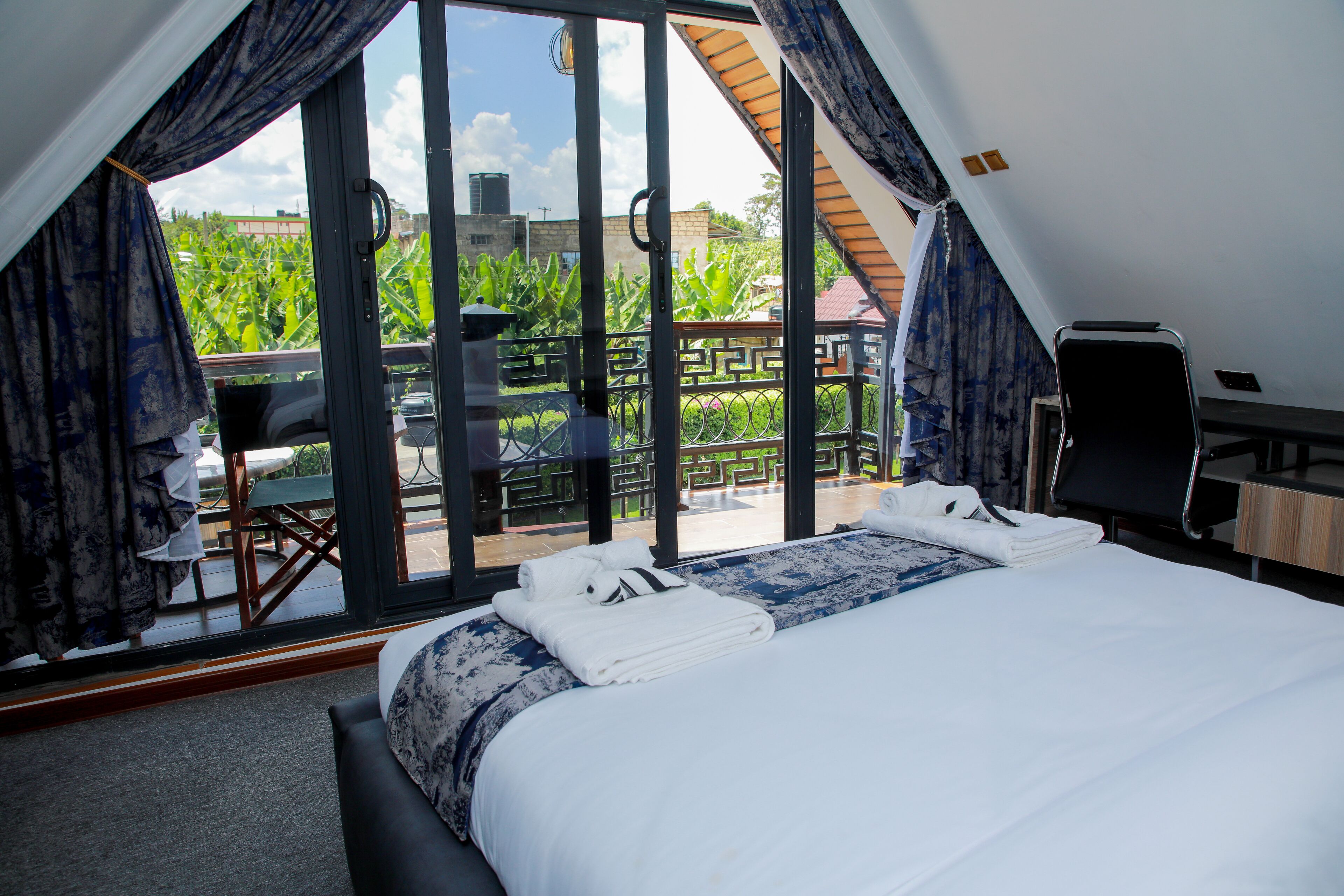 Family Suite, Multiple Beds, Non Smoking, Balcony | View from room