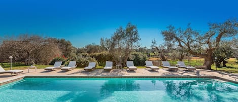 Seasonal outdoor pool