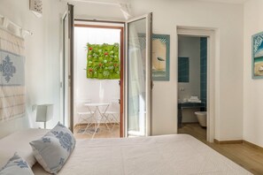 3 makuuhuonetta, silitysrauta/-lauta, vauvan matkasänky, ilmainen Wi-Fi