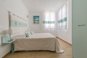 3 Schlafzimmer, Bügeleisen/Bügelbrett, Reisekinderbett, kostenloses WLAN