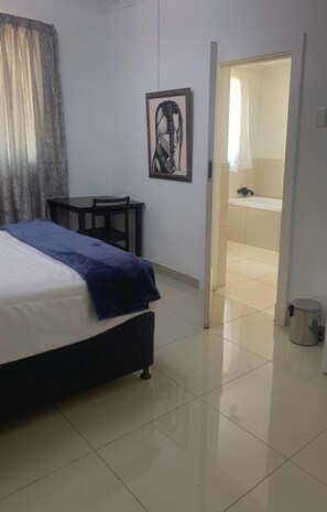 Classic Room - Khayamnandi Leisure Suites (Pretoria)