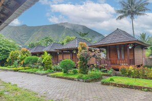 Building design - Puncak Rinjani Lodge (Sembalun Lawang)