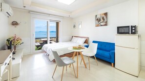 Basic Room, 1 Bedroom (haebyeon 108) | 1 bedroom, free WiFi - Taean Tteulapbada Pension (Taean)