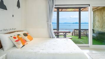 Basic Room, 1 Bedroom (haebyeon 107) | 1 bedroom, free WiFi