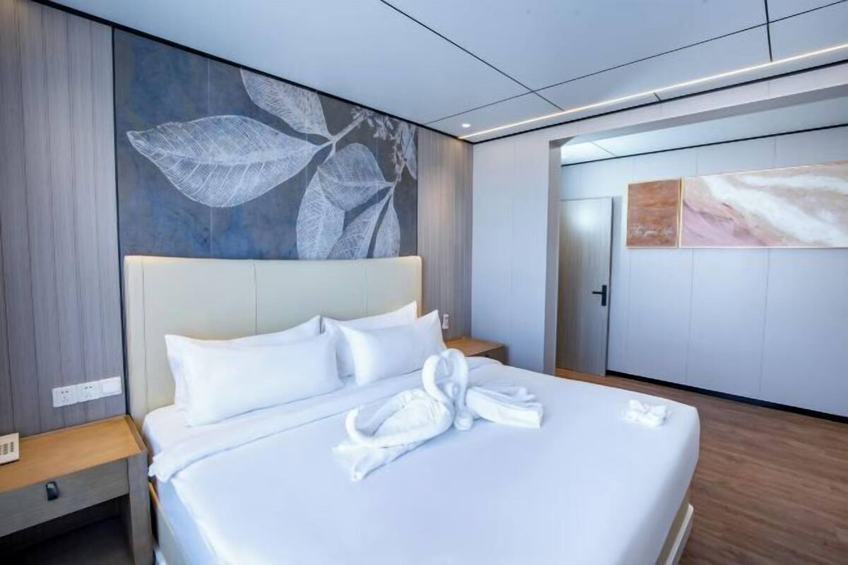 Sistema de insonorización, wifi gratis y ropa de cama