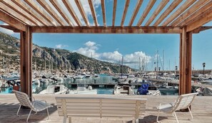 Marina - Spacious air-conditioned studio with sea view, pool, WIFI, and private parking in Menton (Menton)
