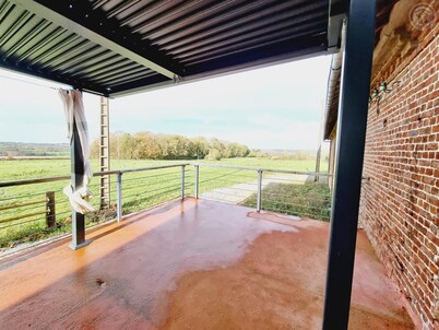 Charming 7-Bedroom Farmhouse with Garden, Horse Facilities, and Proximity to Val Joly Attractions