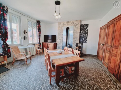Charming 7-Bedroom Farmhouse with Garden, Horse Facilities, and Proximity to Val Joly Attractions