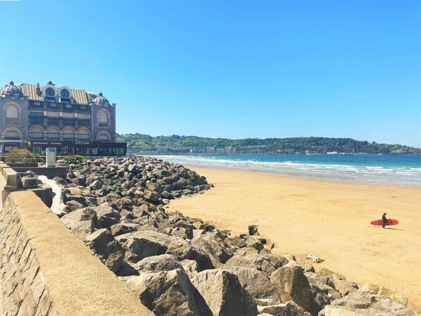 Beach - Spacious family apartment with pool near Saint-Jean-de-Luz (Urrugne)