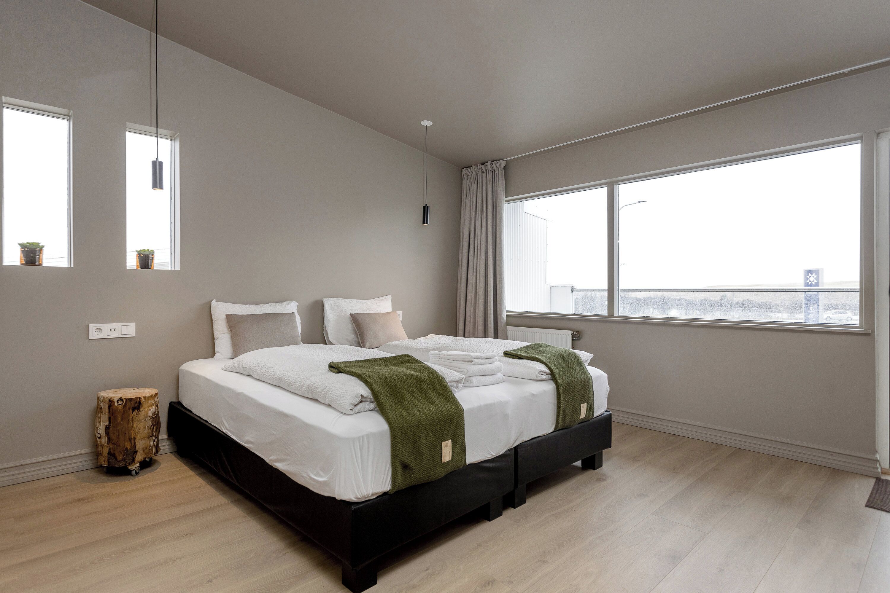 Desk, iron/ironing board, free cribs/infant beds, free WiFi