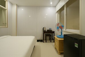 Traditional Double Room | Living area - Lam Anh Hotel (Da Lat)