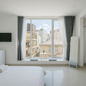 Standard Double Room | Premium bedding, minibar, individually furnished, desk