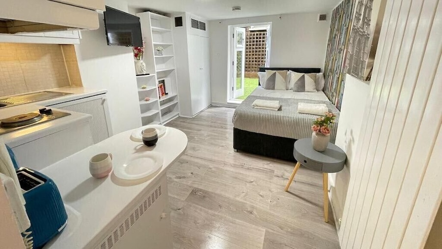 Portobello Road artistic studios