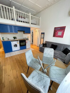 Apartment, Ensuite (N4) | Dining - Portobello Road artistic studios (London)