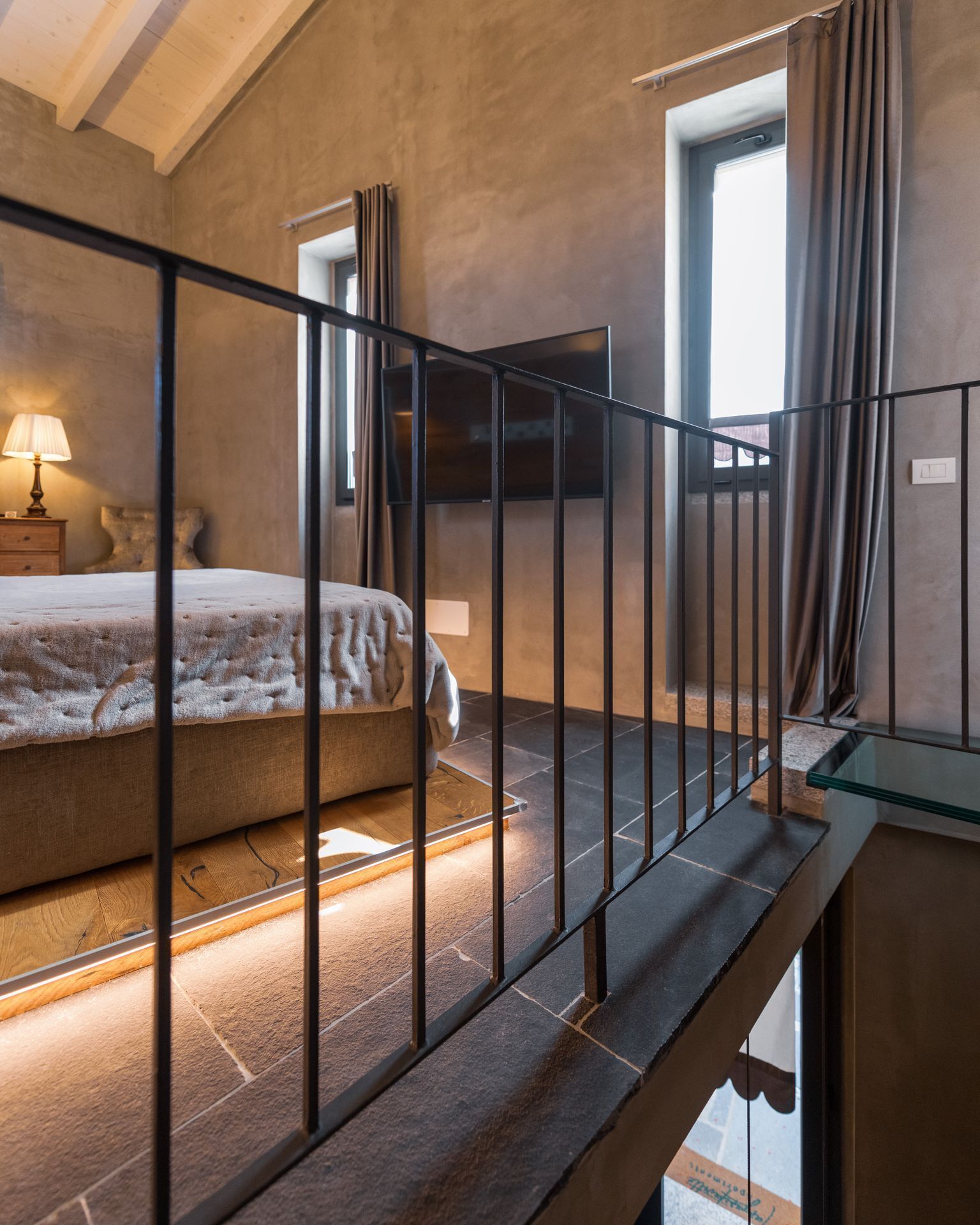 Design-Apartment, 1 King-Bett | 1 Schlafzimmer, Daunenbettdecken, Select-Comfort-Betten, Zimmersafe