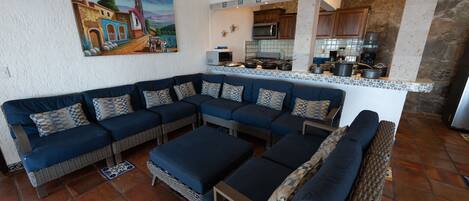 Televisión, estéreo