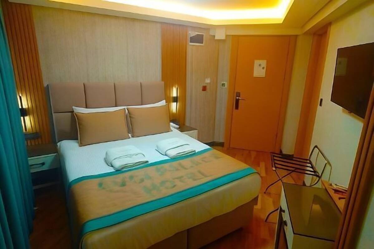 1 bedroom, premium bedding, down duvets, memory-foam beds