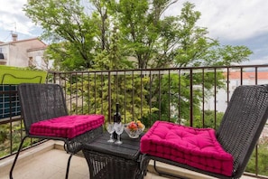 Classic Apartment | Terrace/patio