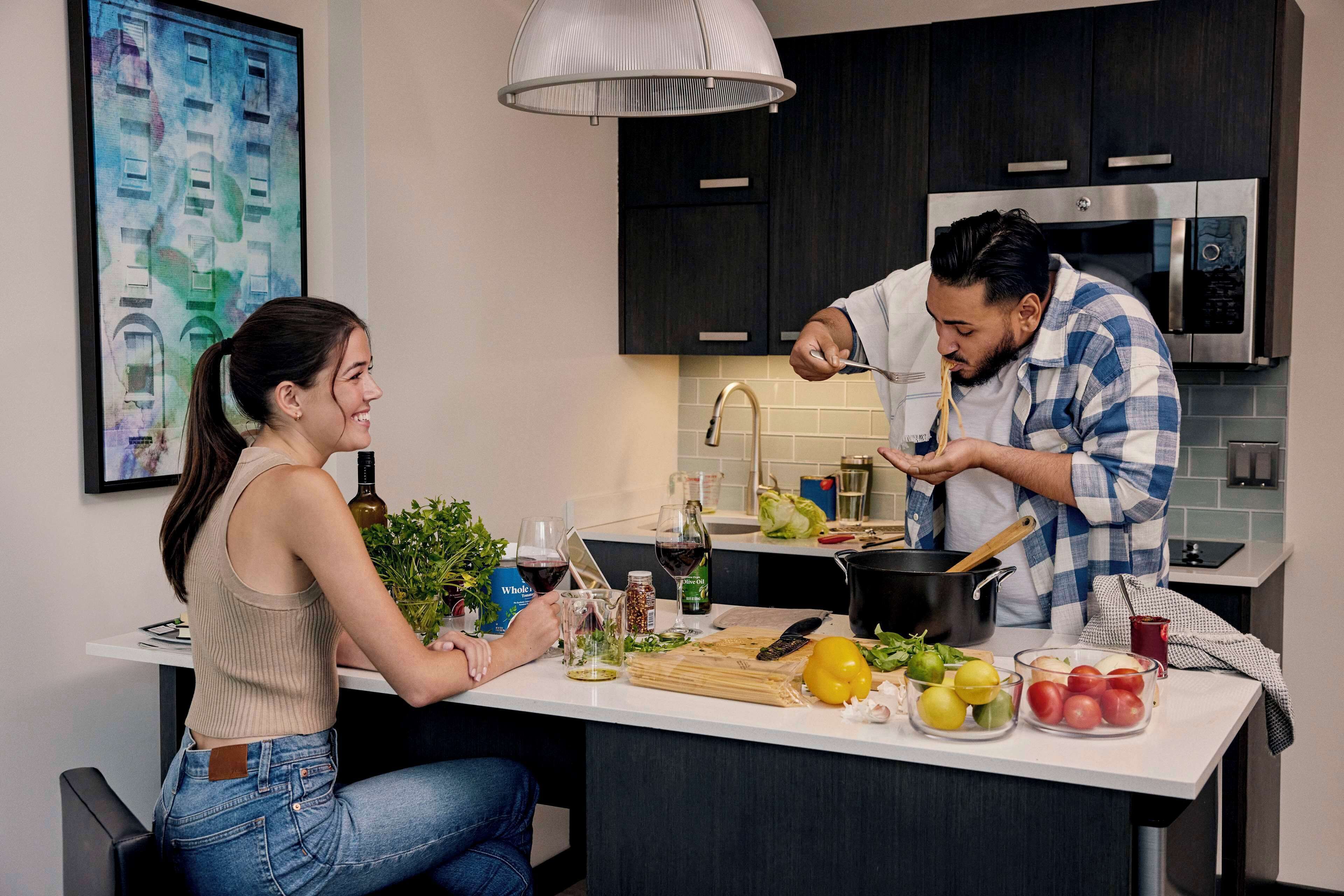 セーフティボックス (室内)、アイロン / アイロン台、ベッドシーツ